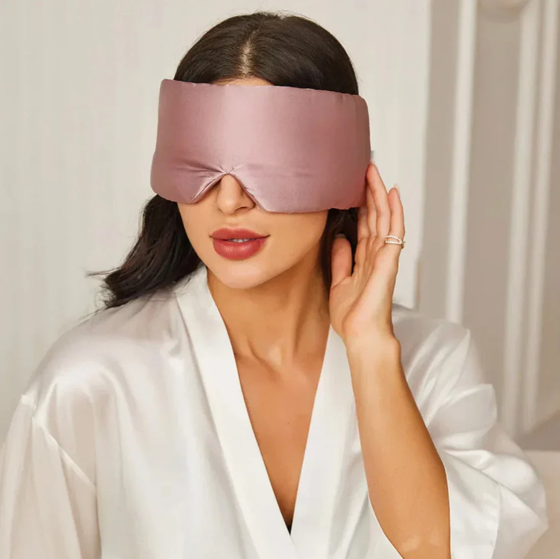 Deep Sleep Silk Mask